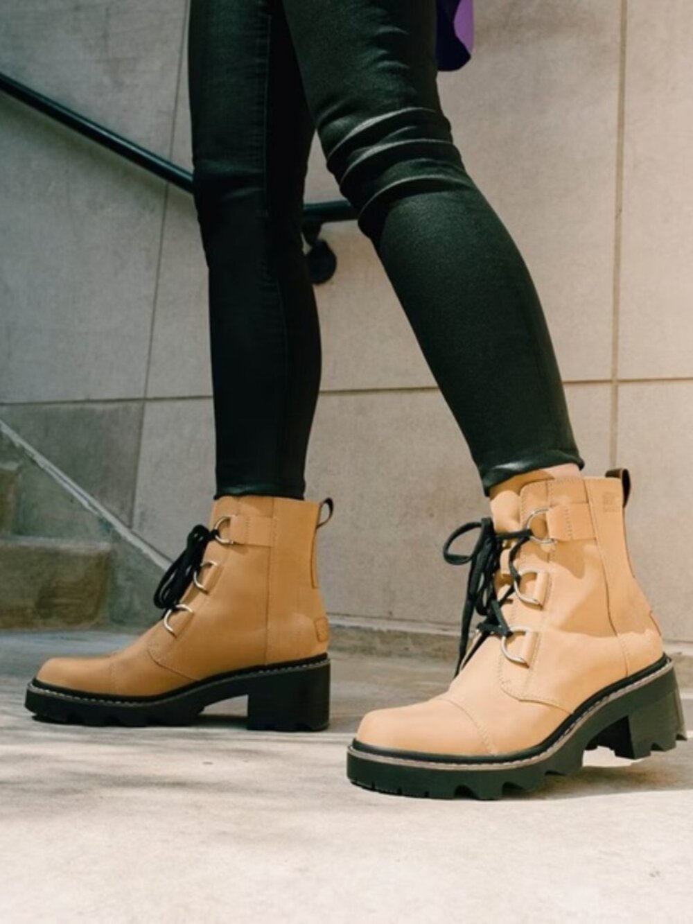 Sorel Joan Now Lace Up Caribou Buff Boots Waterproof Size 5.5